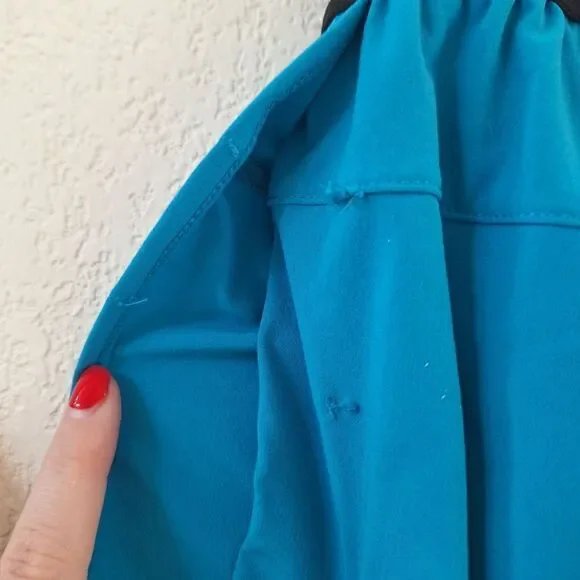 Saucony outpace 2.5" split short turquoise medium - Picture 5 of 8